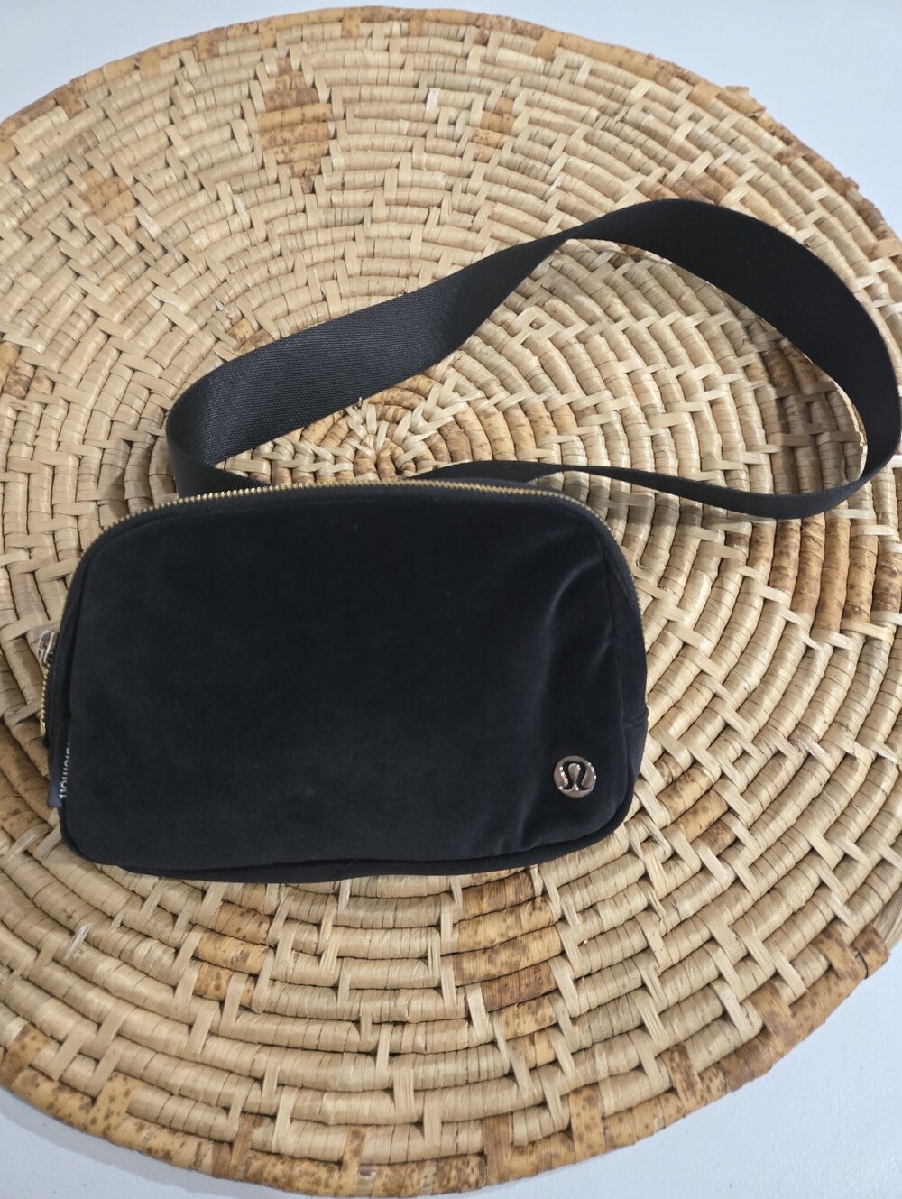 Lululemon Everywhere Velour Belt Bag